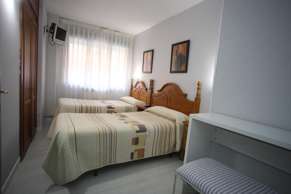 Hostal Santa Barbara 소리아 외부 사진